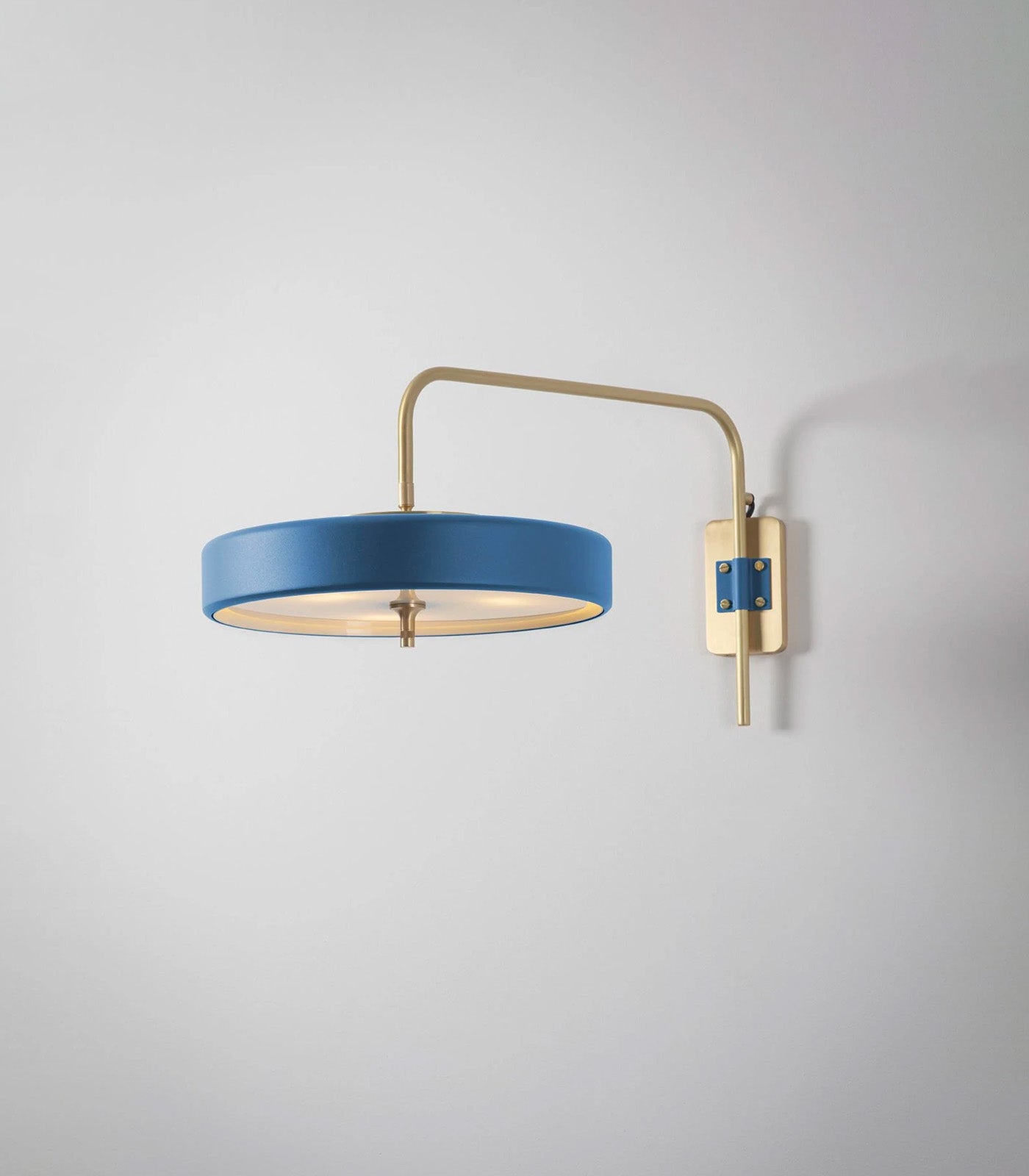 Revolve Wall Light