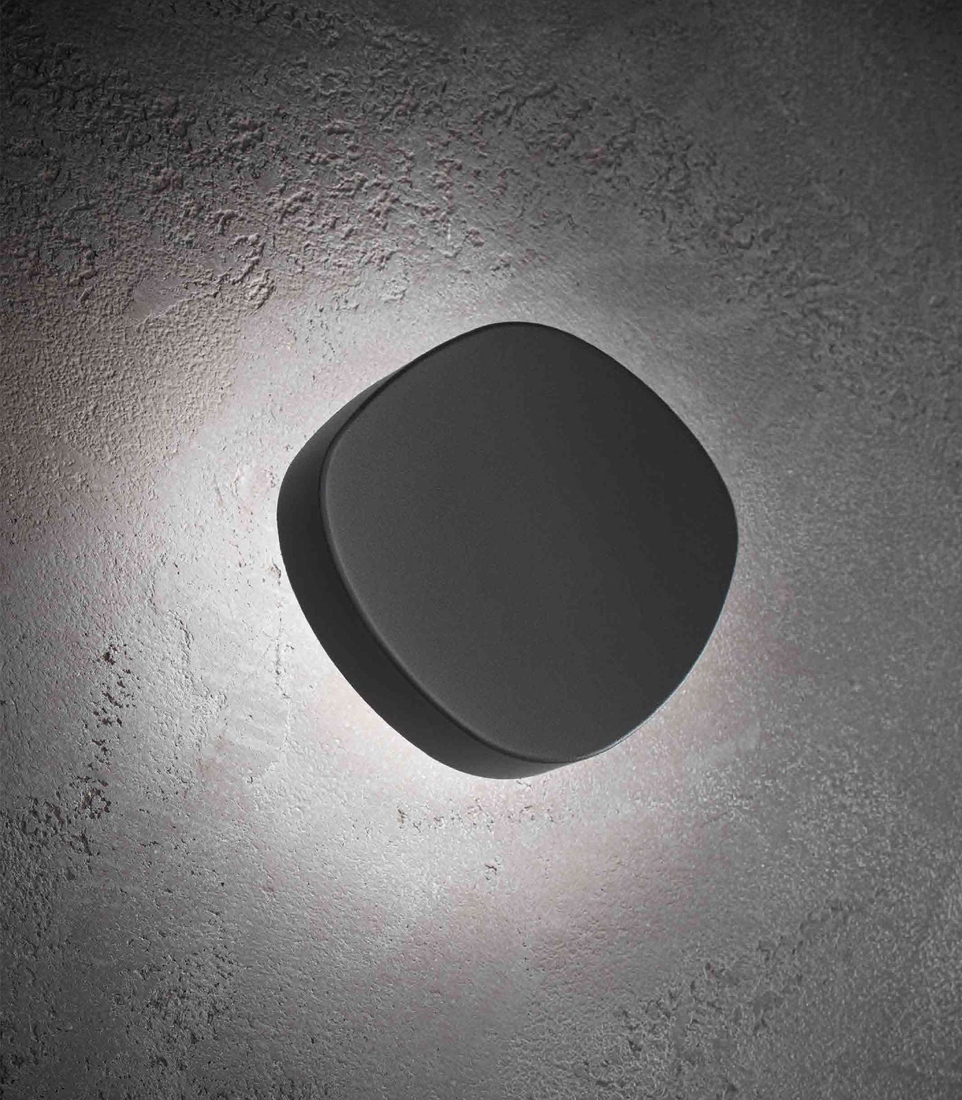 Ciottolo Outdoor Wall Light