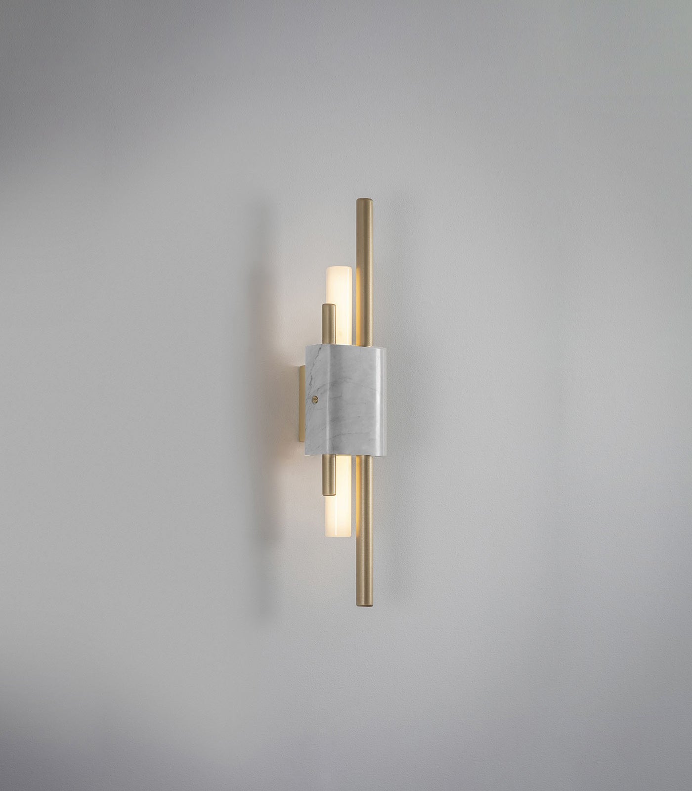 Tanto Wall Light
