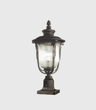 Luverne Pedestal Light