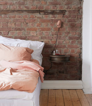 Buddy Wall Light