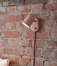 Buddy Wall Light