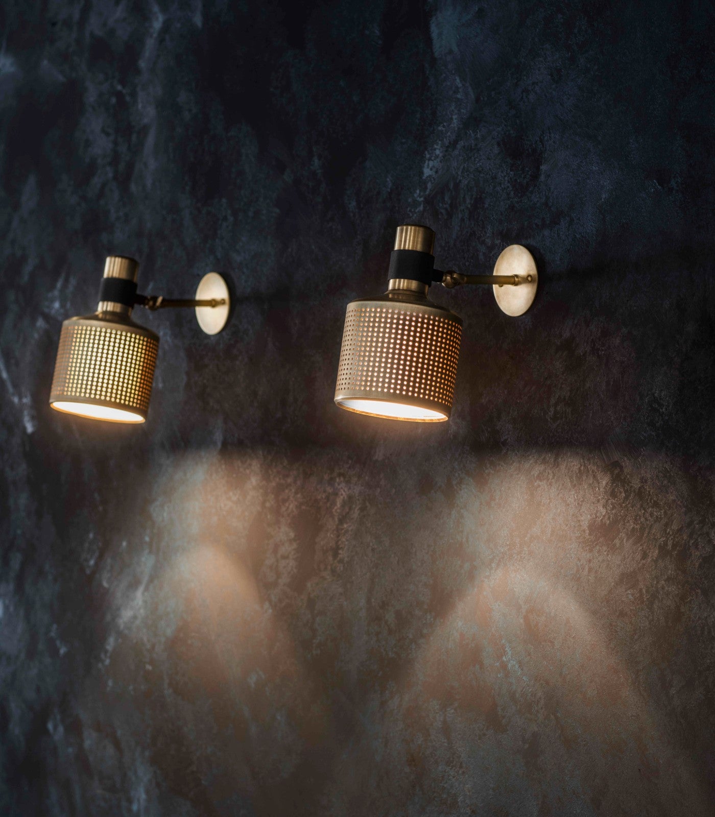 Riddle Wall Light