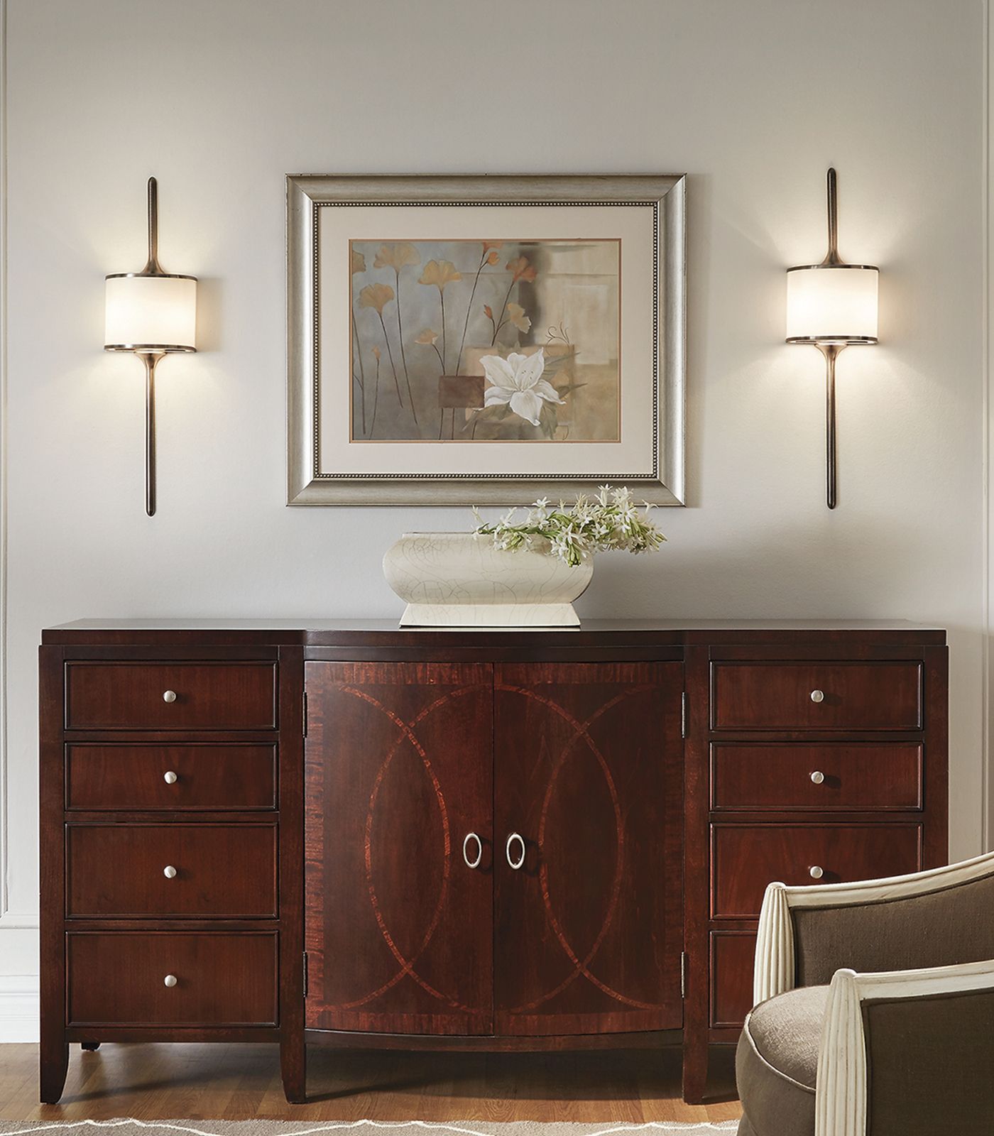 Mona Wall Light