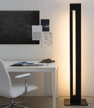 Ara Floor Lamp
