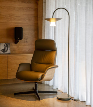 Belt Floor Lamp