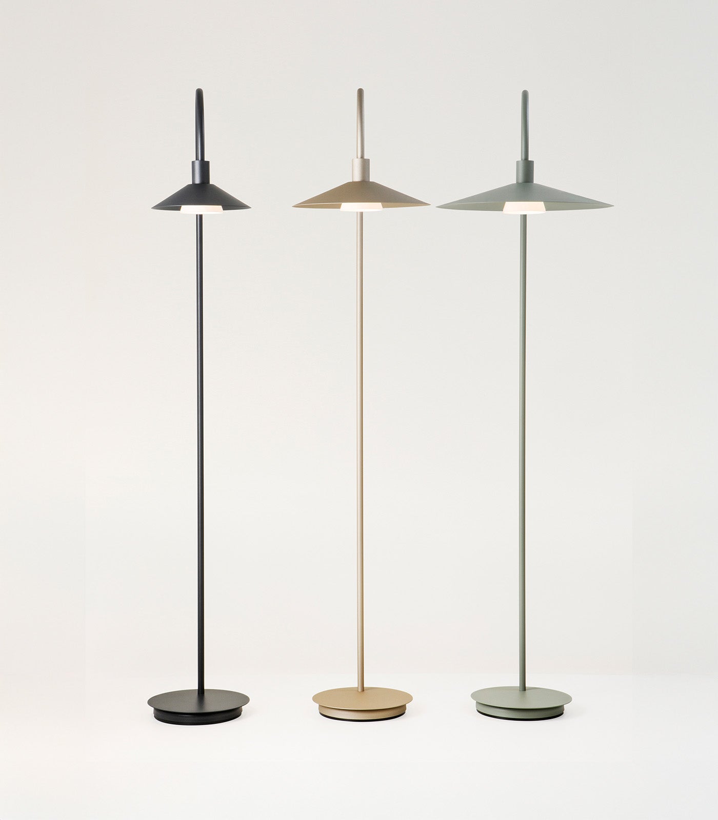 Belt Floor Lamp