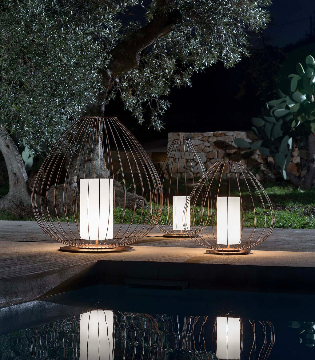 Cell Outdoor Floor Lamp