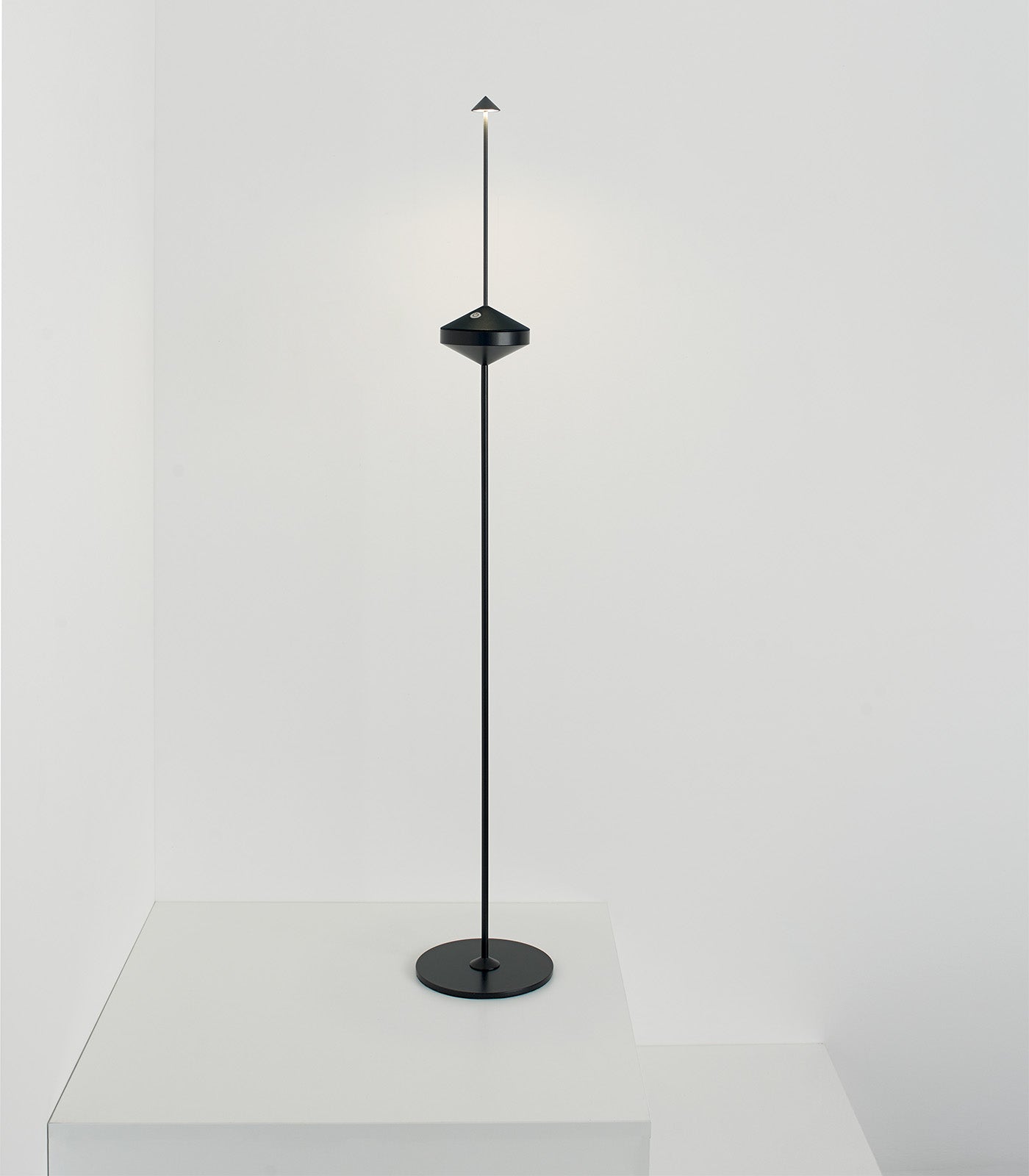 Pina Floor Lamp