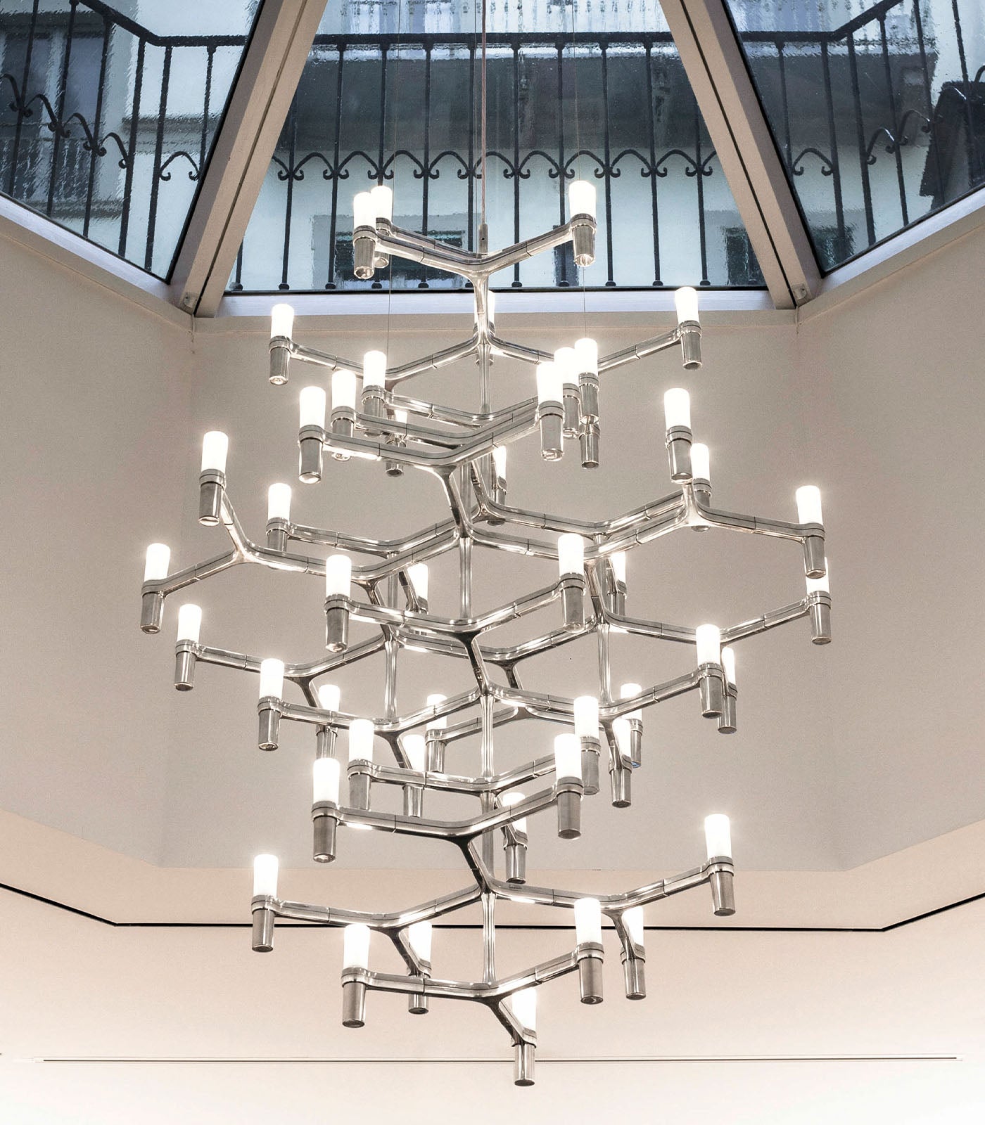 Crown Summa Pendant Light