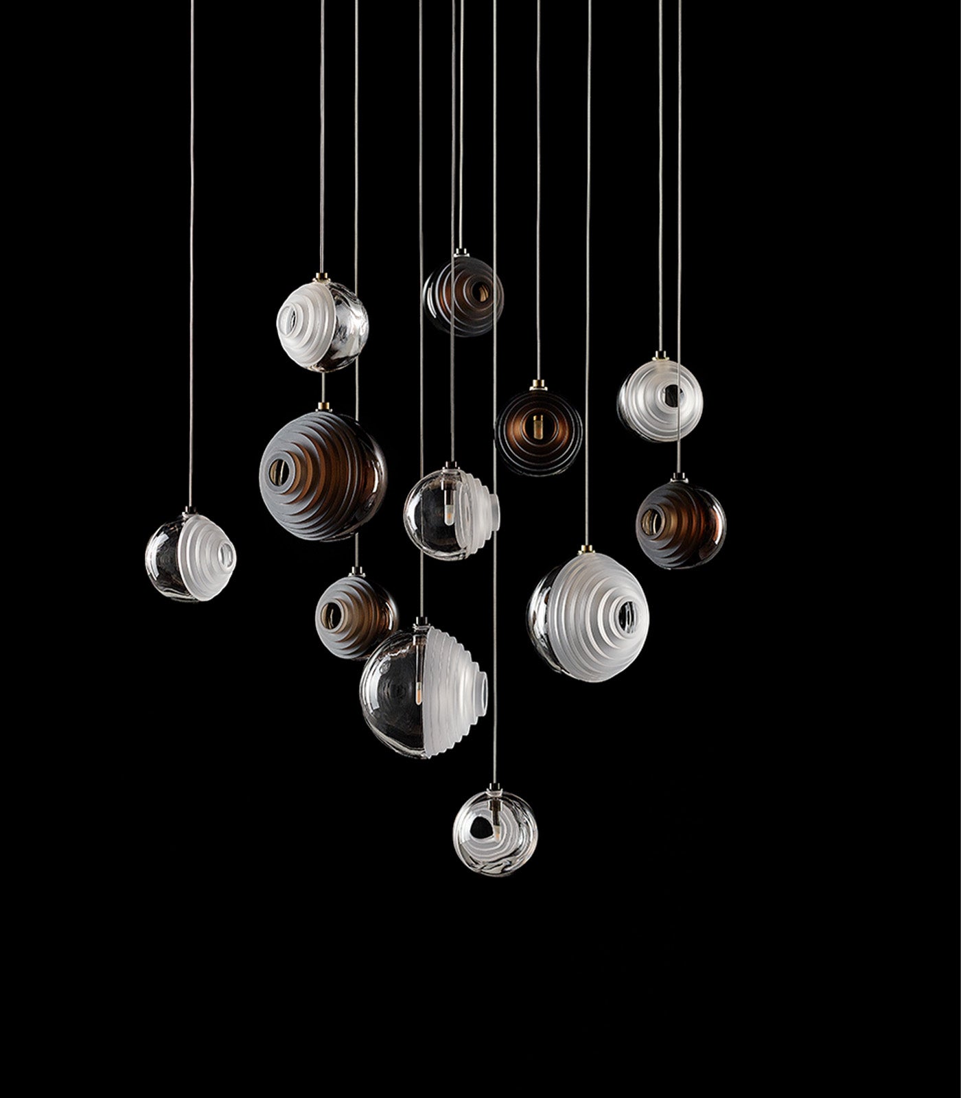 Dark & Bright Star Pendant Light