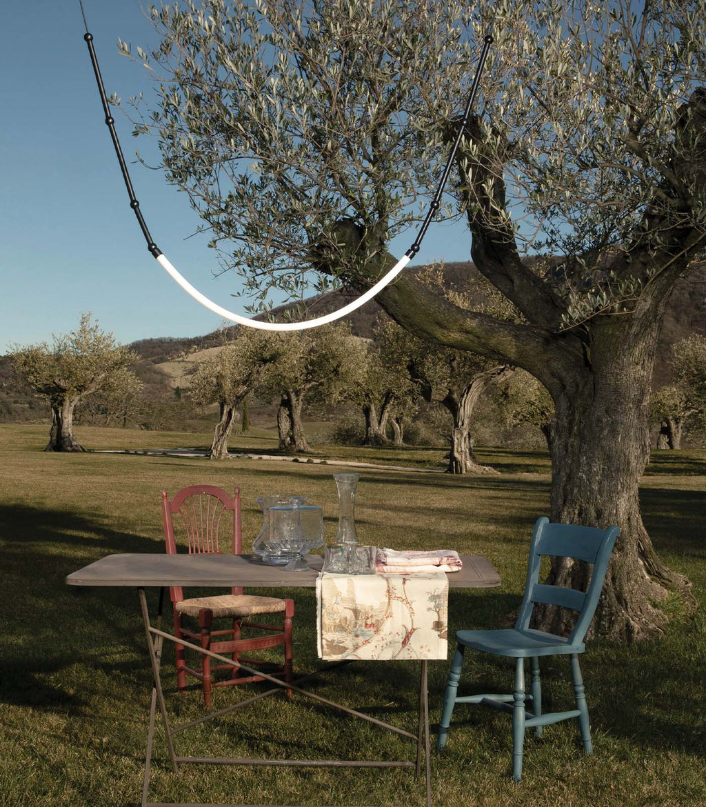 Leda Outdoor Curve Pendant Light