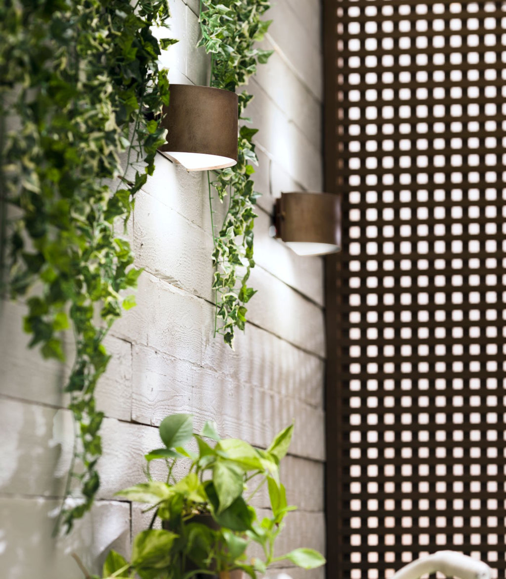 Decori Arc Wall Light