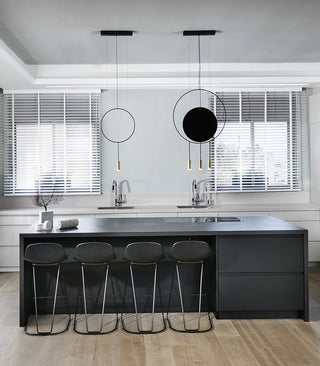 Revolta Pendant Light