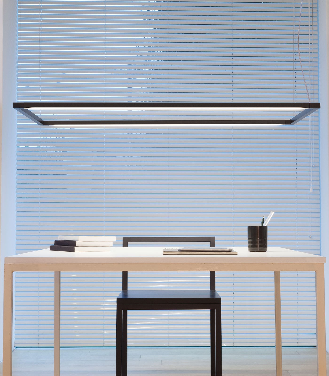 Spigolo Linear Pendant Light