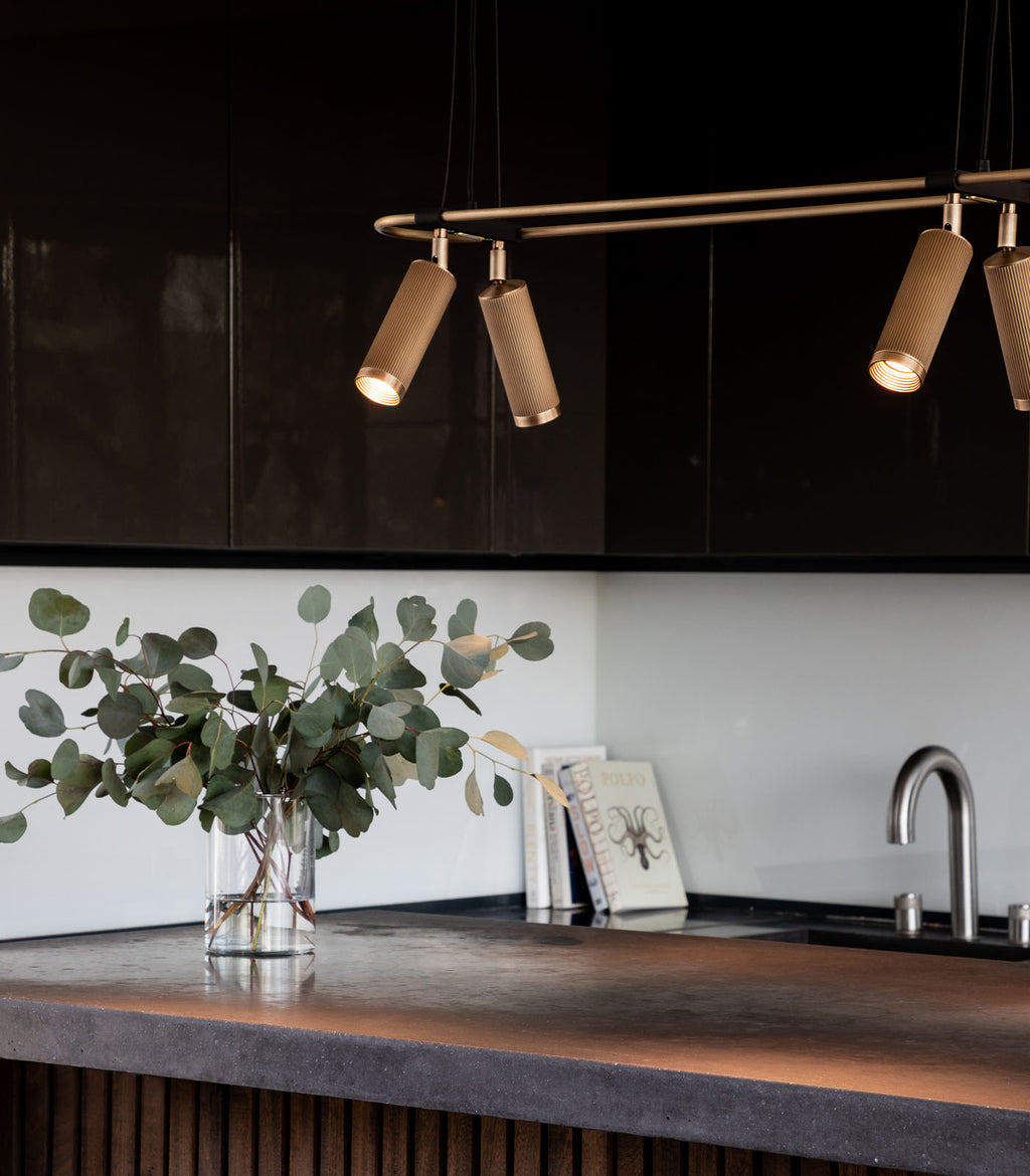 Spot 6lt Pendant Light