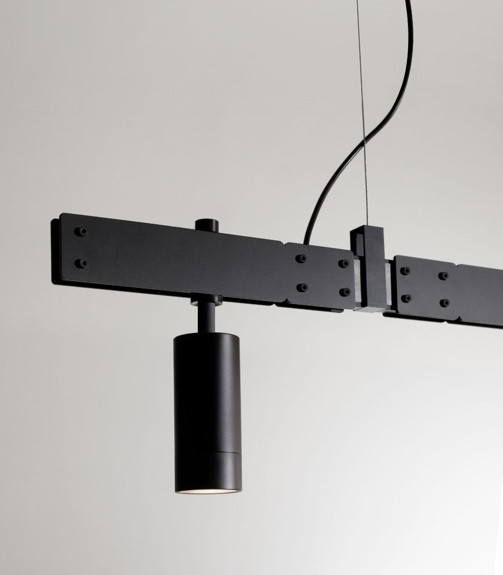 Stant Linear Pendant Light