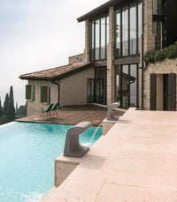 Borne Béton Outdoor Table Lamp