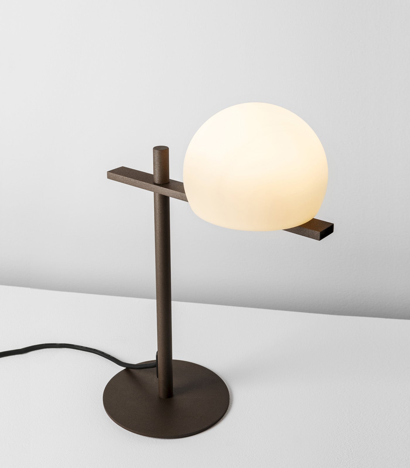 Circ Outdoor Table Lamp