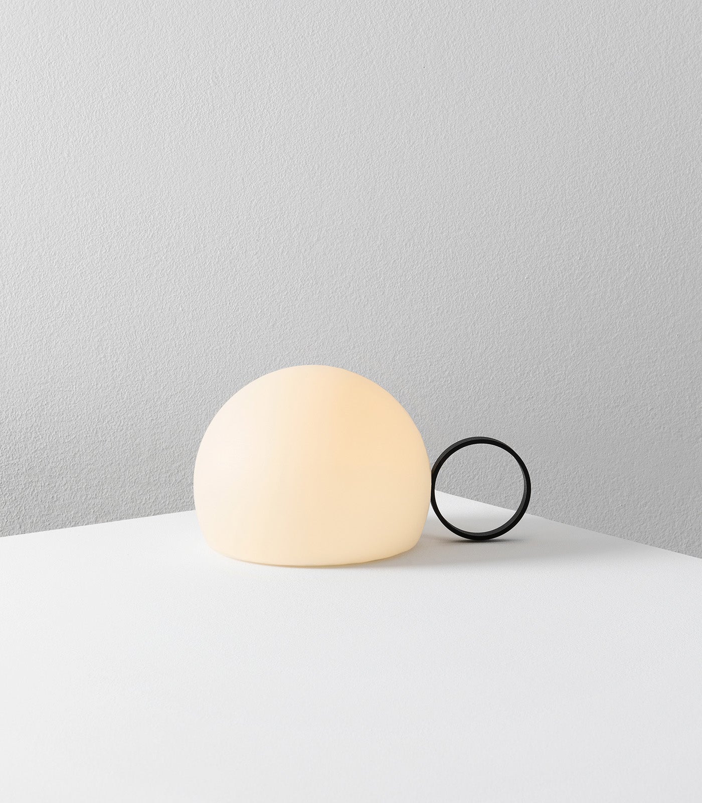 Circ Ring Outdoor Table Lamp