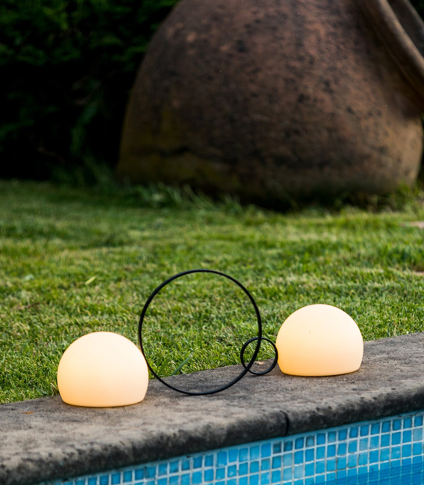 Circ Ring Outdoor Table Lamp