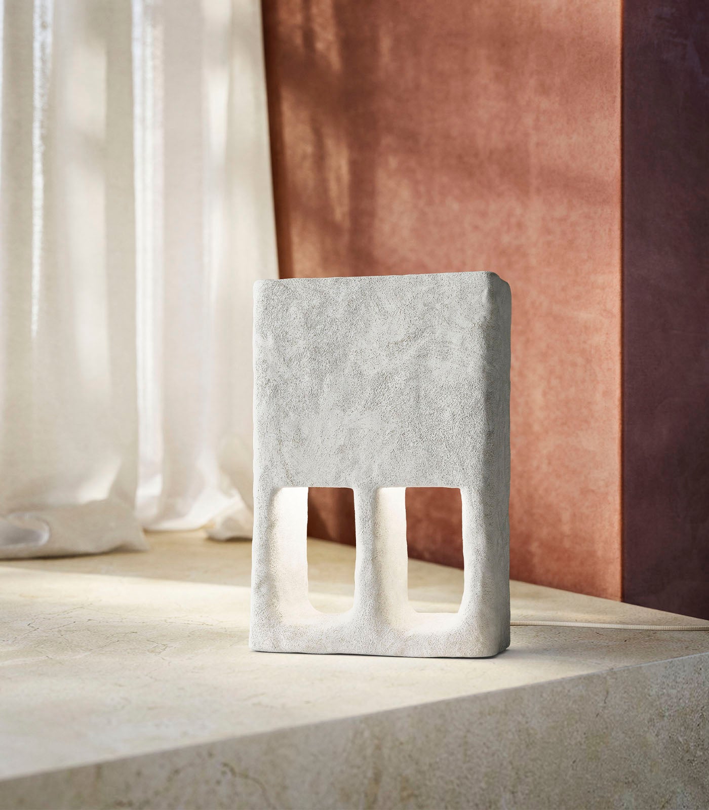 Dolmen Table Lamp
