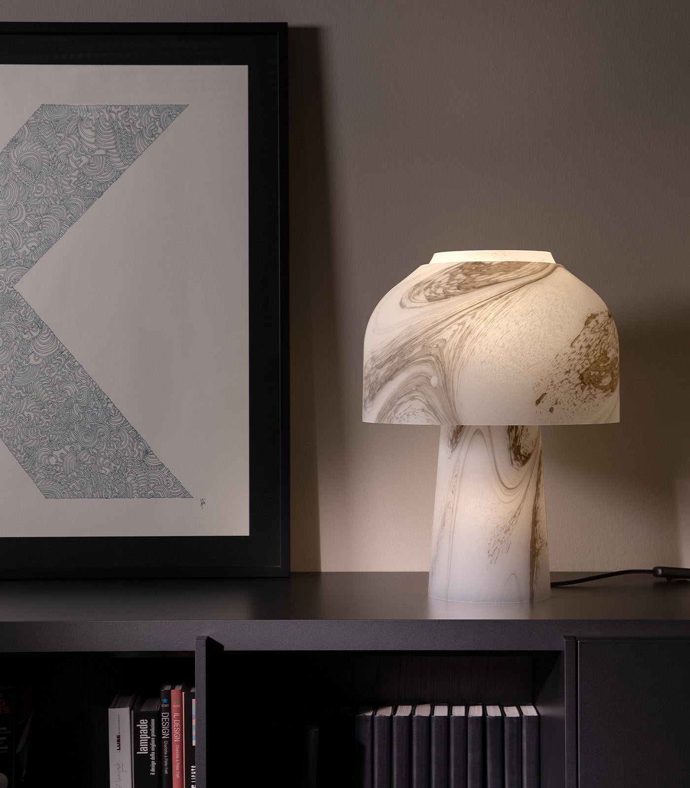 Lilly Table Lamp