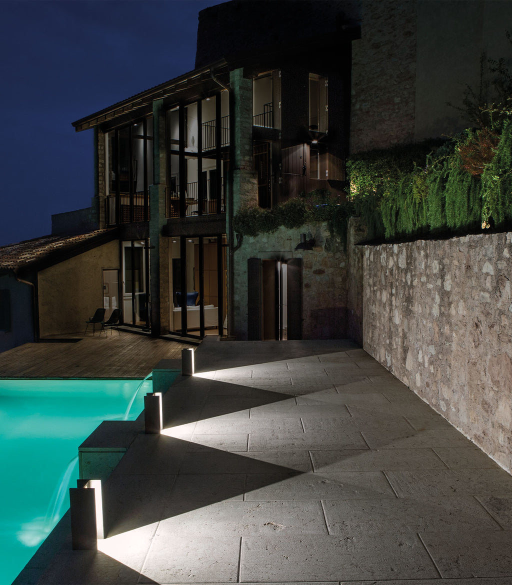 Mais Plus Outdoor Table Lamp