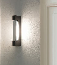 Ara Wall Light