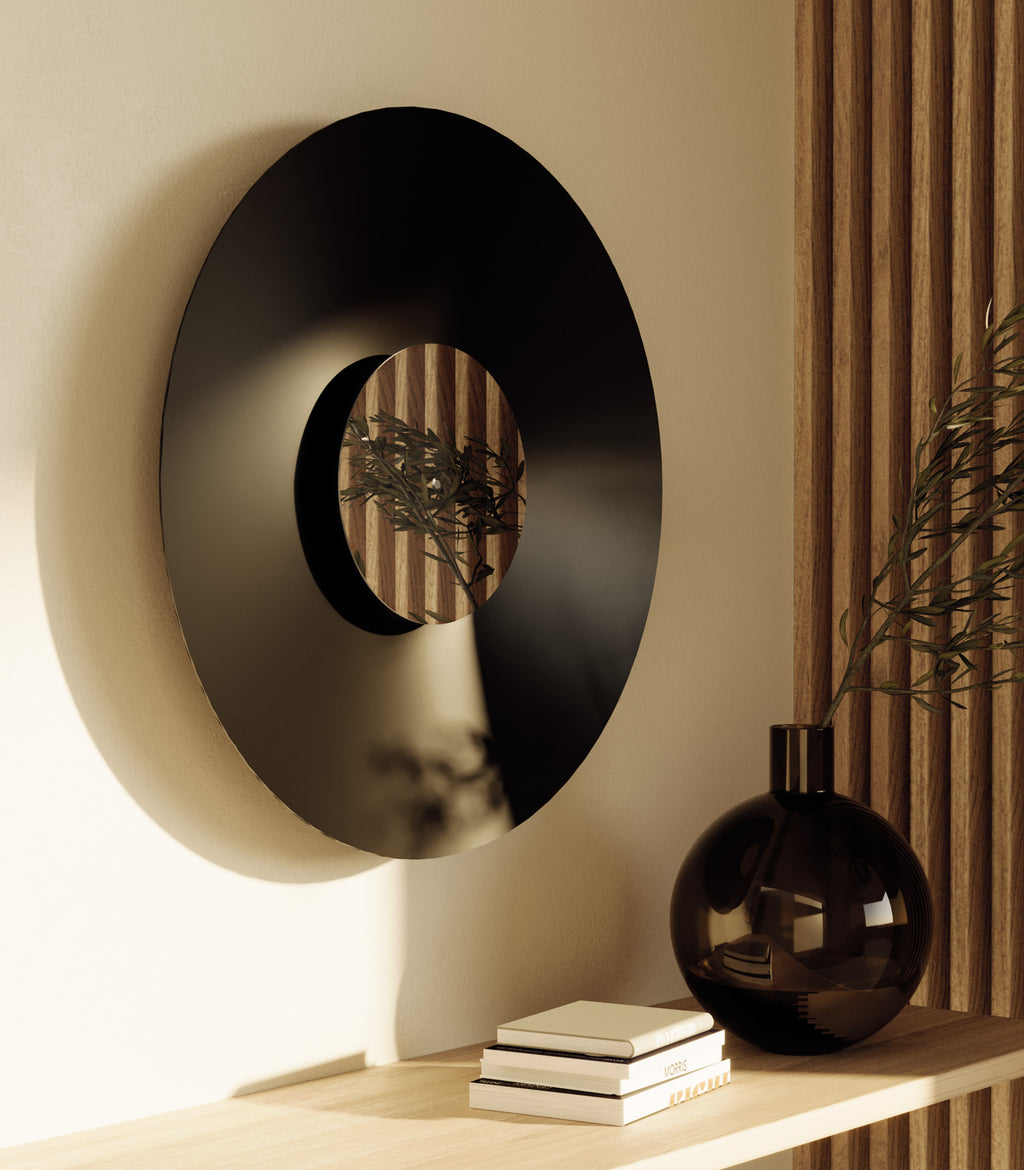 Big Coss Wall Light