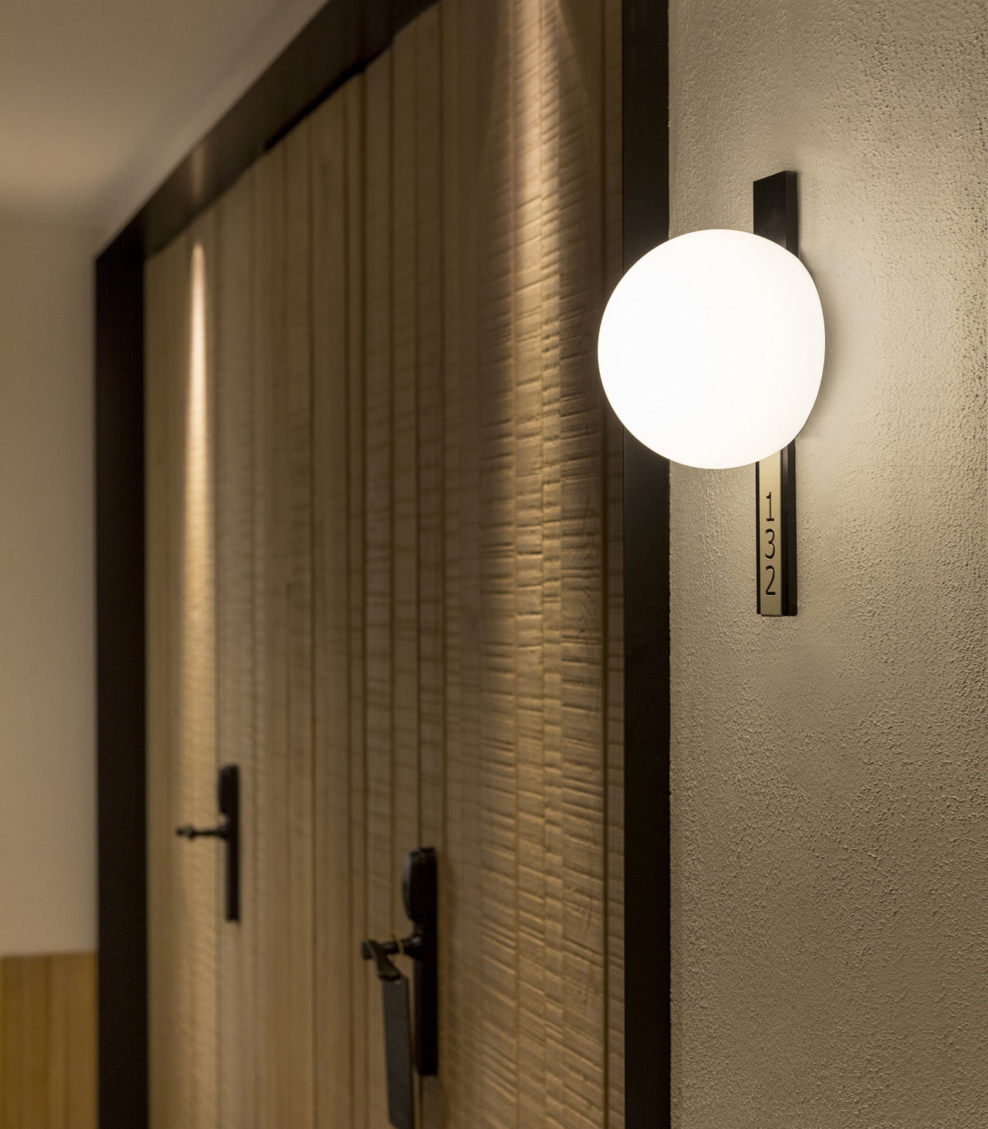 Circ Wall Light
