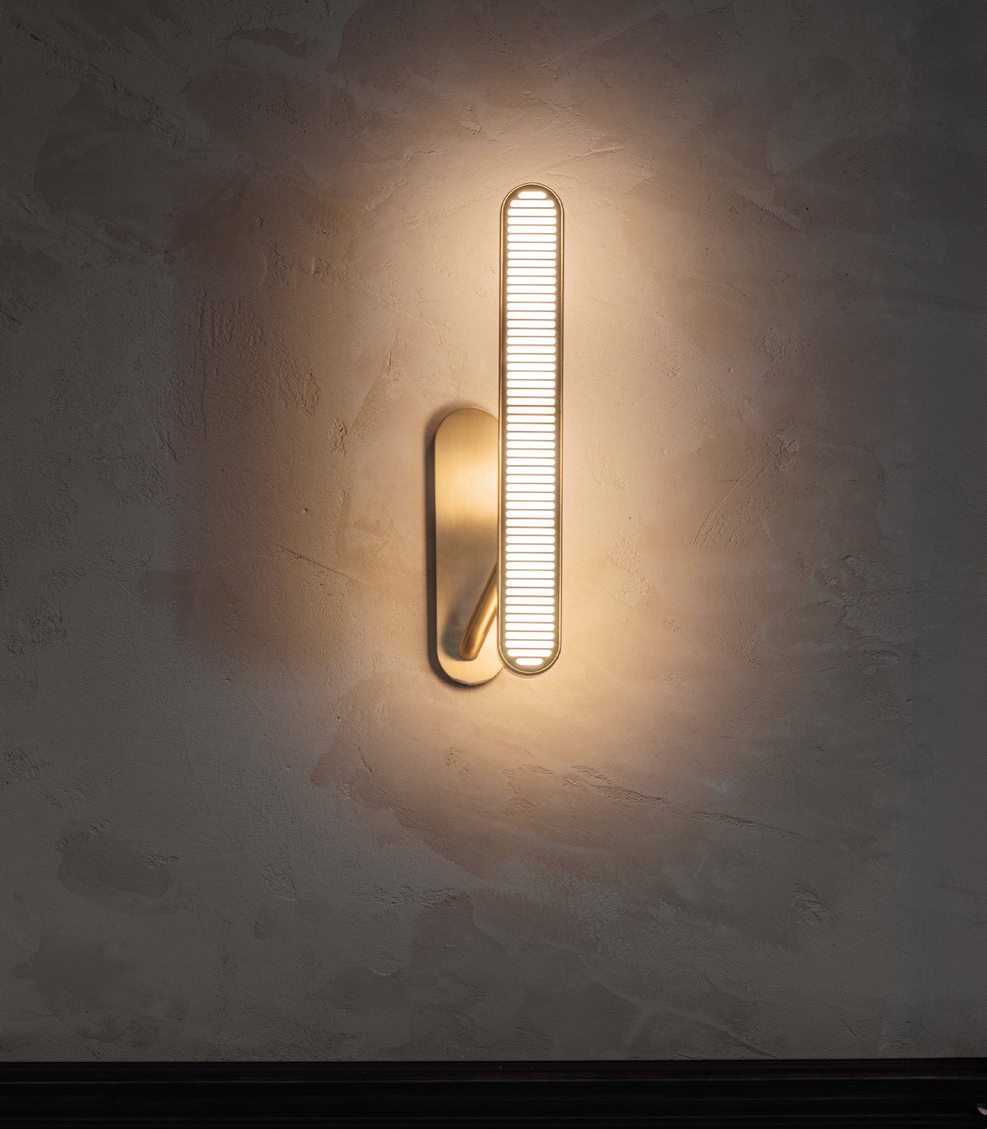 Colt Wall Light