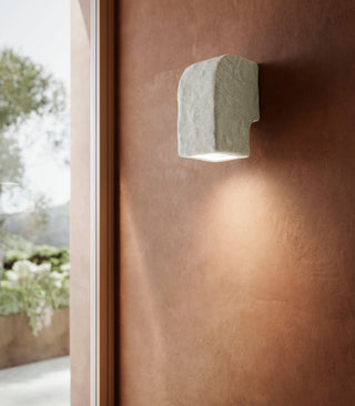 Dolmen Wall Light