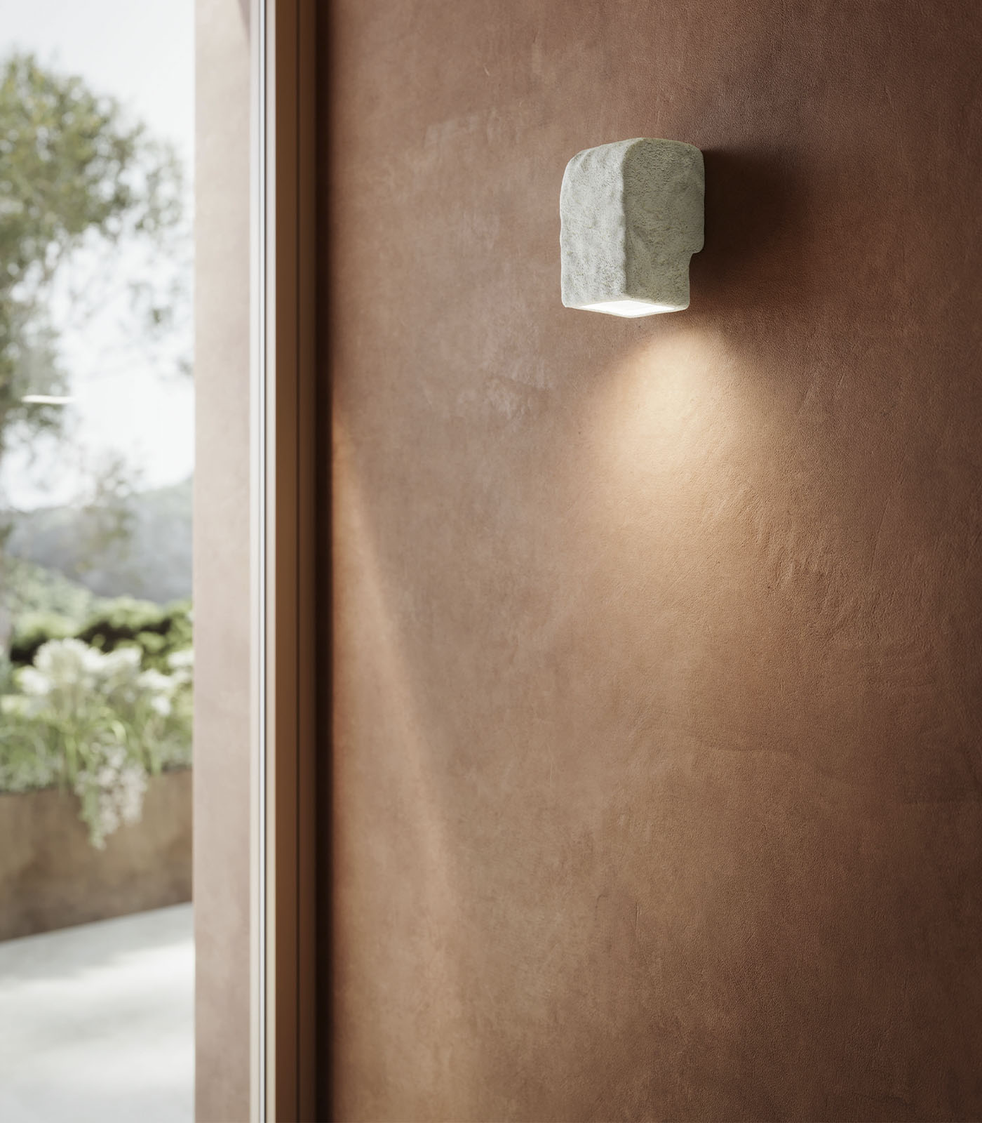 Dolmen Wall Light