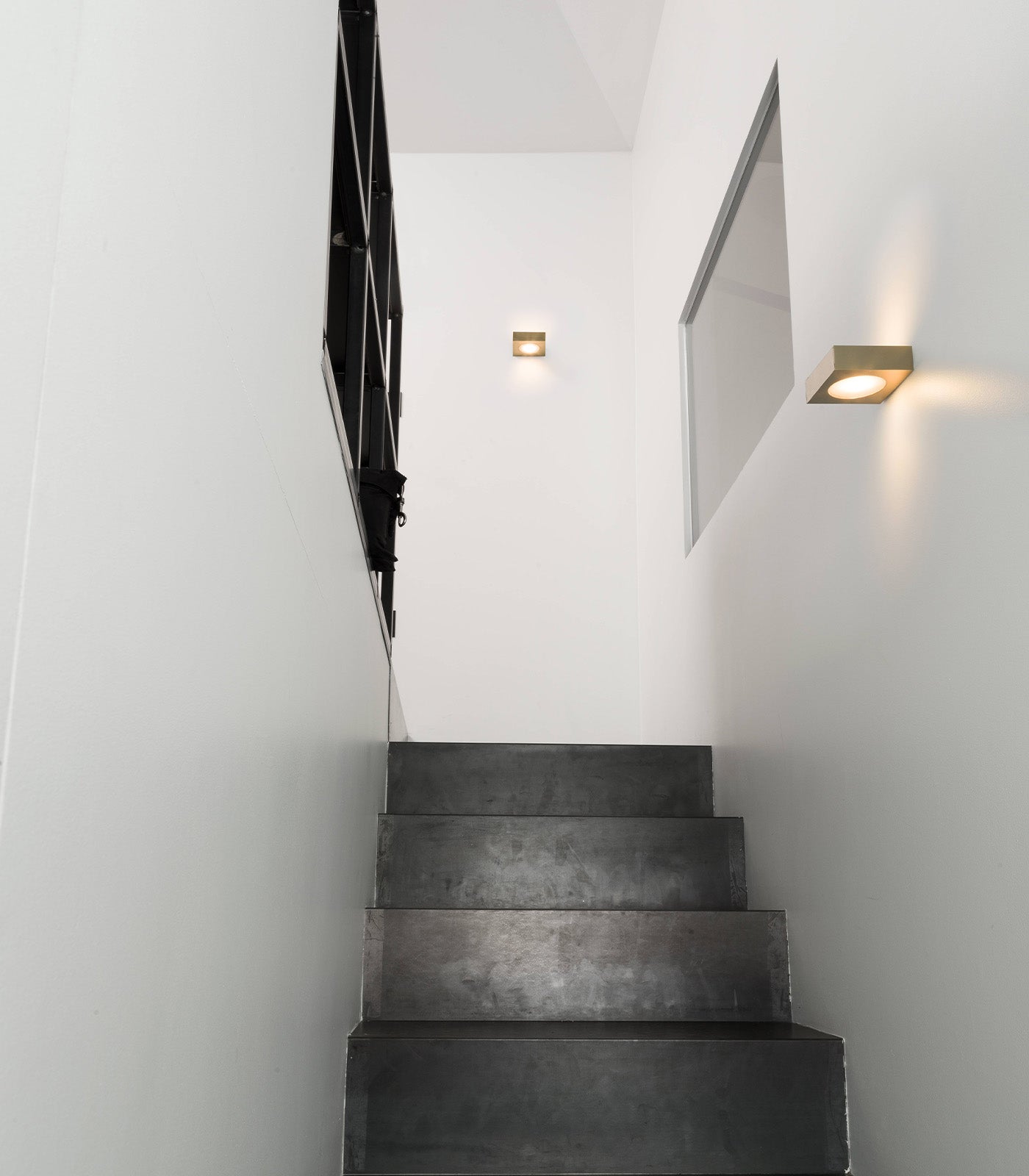 Fix Wall Light