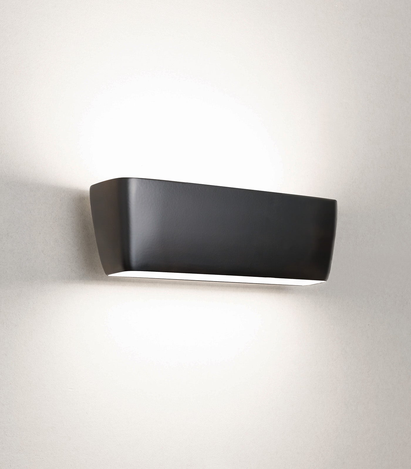 Flaca Wall Light