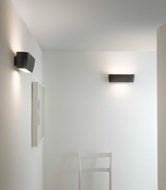 Flaca Wall Light