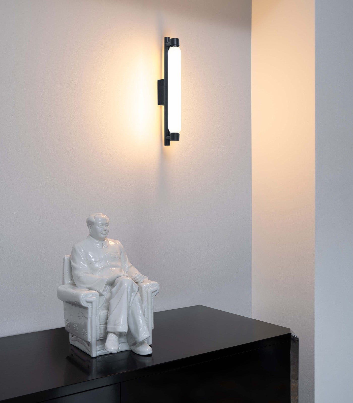 La Roche Wall Light