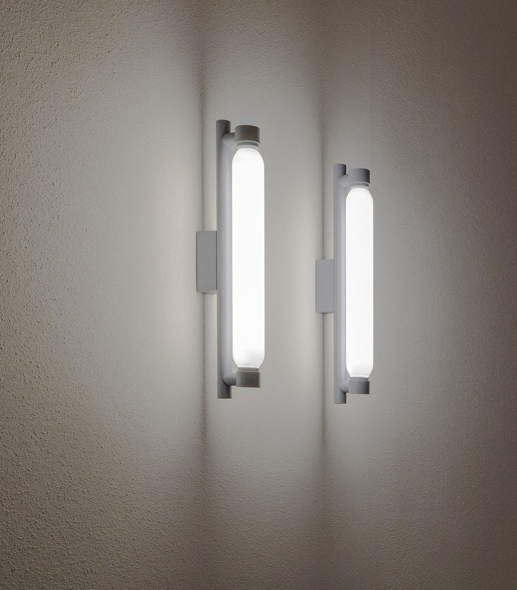 La Roche Wall Light