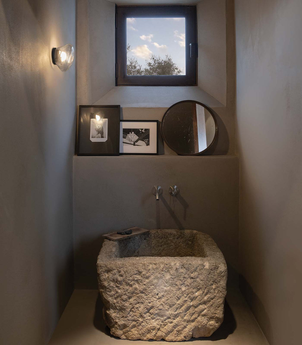 Agua Wall Light