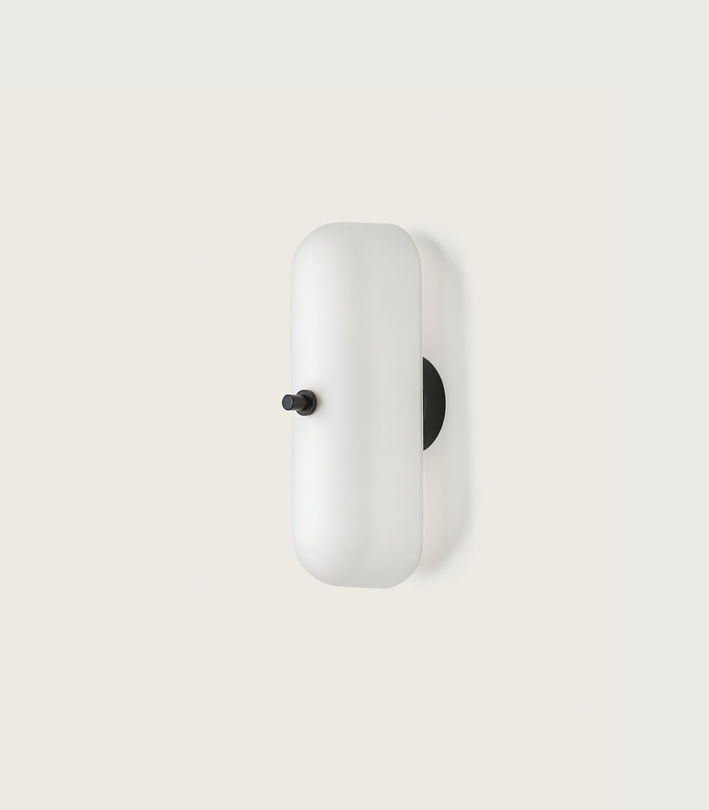 Atil Wall Light
