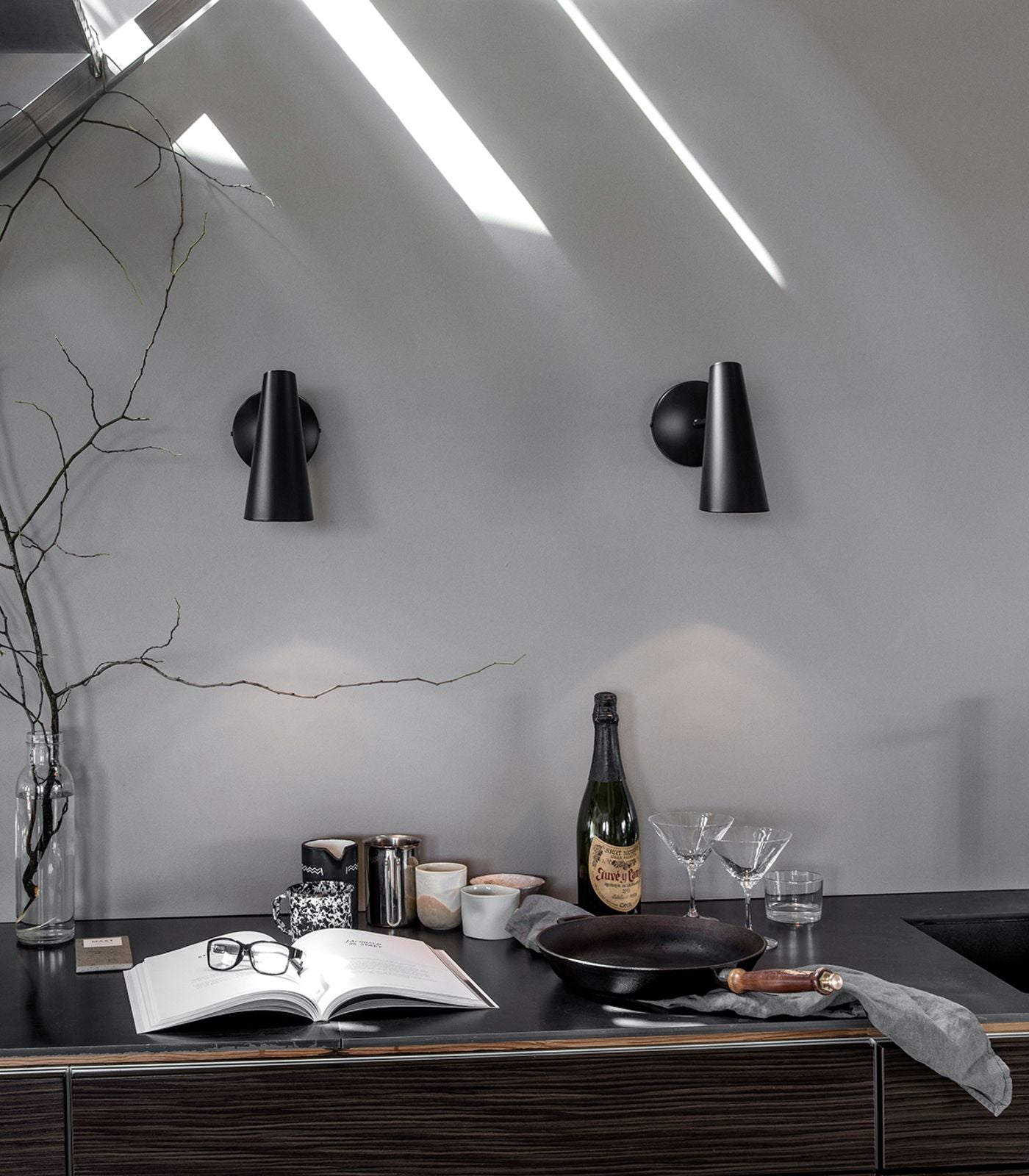 Birdy Wall Light