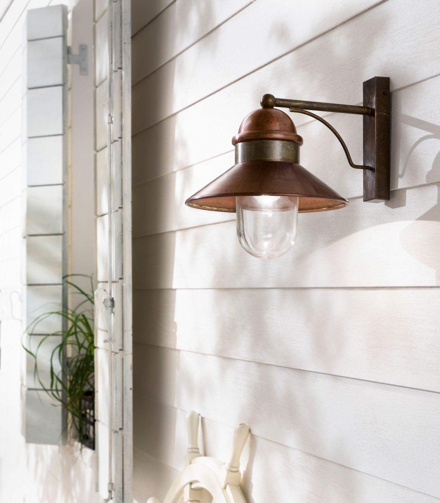 Borgo Wall Light