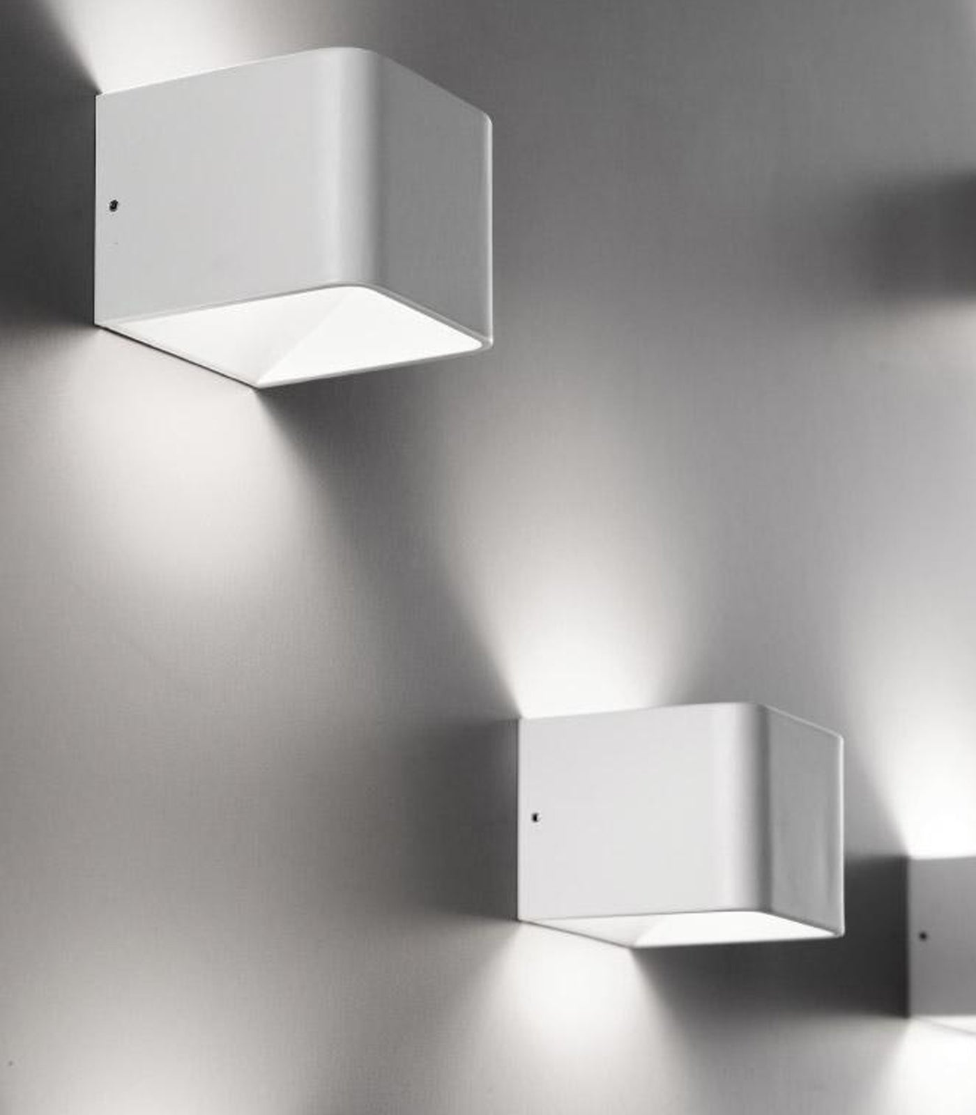 Cubetto Wall Light