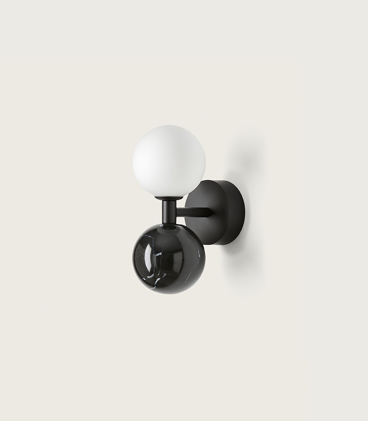 Dalt Wall Light