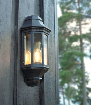 Genoa Wall Light