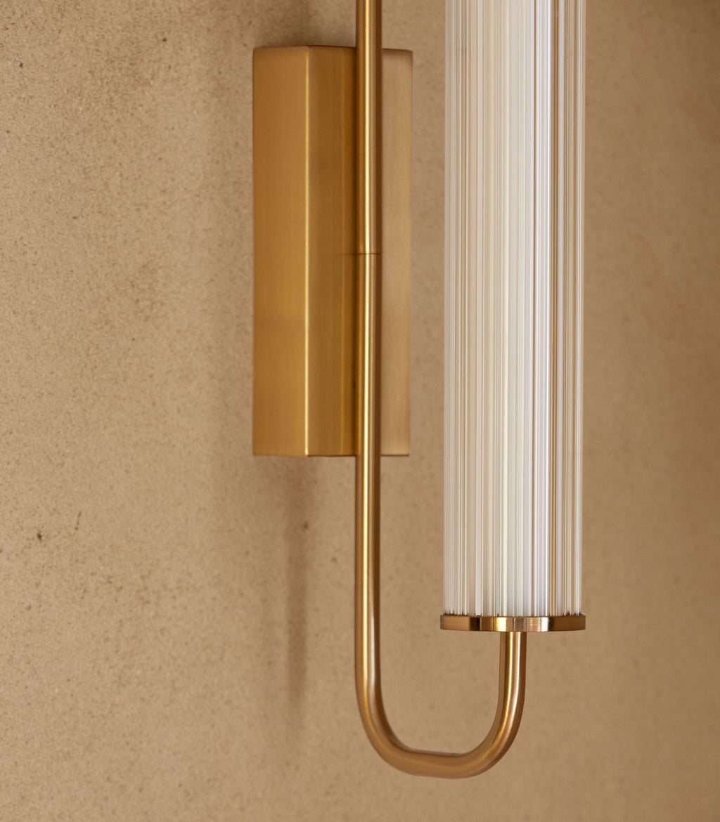 Ison Wall Light