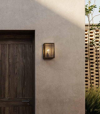 Quadro Wall Light
