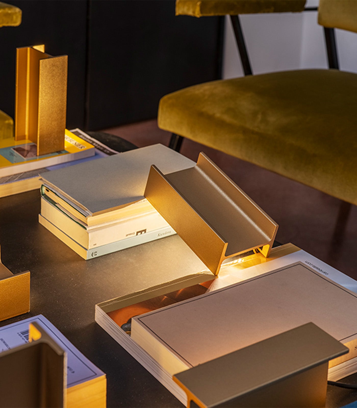 Mais Plus Table Lamp