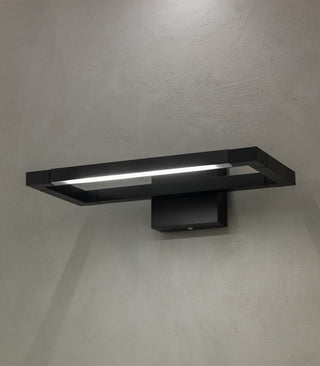Spigolo Wall Light
